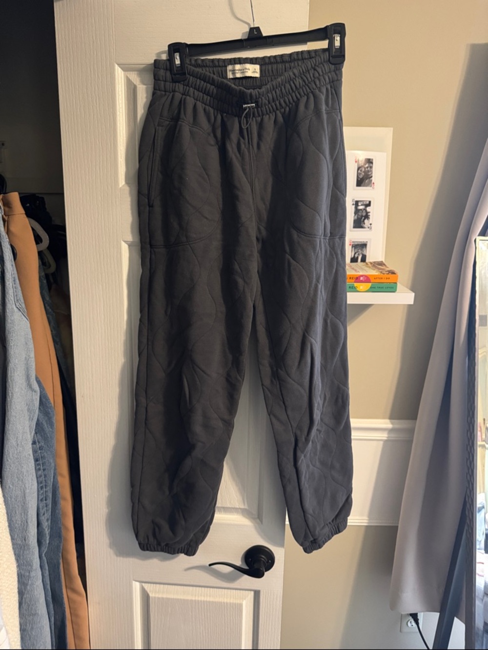 Women’s Quilted Black Jogger Pants - Casual Drawstring Sweatpants